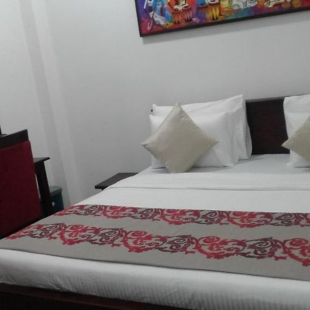Colombo Residency Hotel Exterior photo