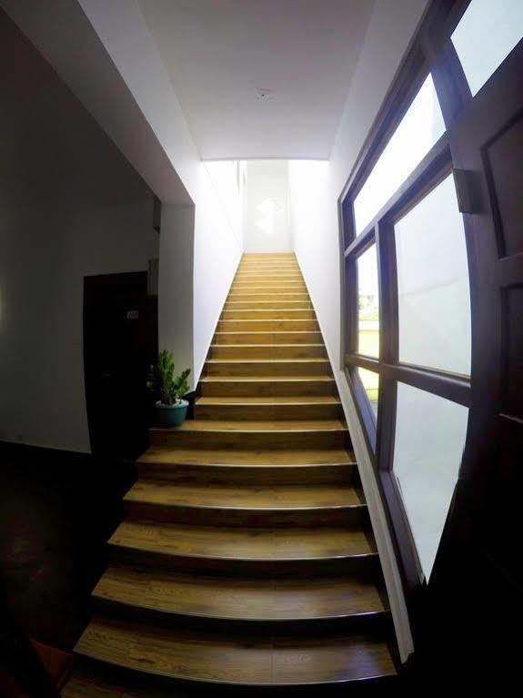 Colombo Residency Hotel Exterior photo